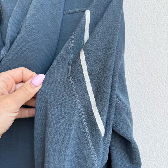 Nike Training Wool Blend Running Hooded Long Torse Hoodie Gray Size Medium - Picture 11 of 11